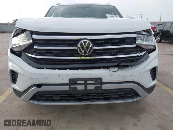 2021 Volkswagen Atlas SE with VIN 1V2JE2CA4MC232349, listed as a IAAI auction lot 42315381 with 32,755 mi miles and . Bid and sale history available at DreamBid. Image 6.