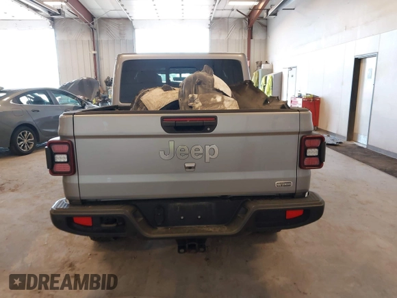 2021 Jeep Gladiator High Altitude with VIN 1C6HJTFG1ML556741, listed as a IAAI auction lot 42240680 with 47,926 mi miles and . Bid and sale history available at DreamBid. Image 16.