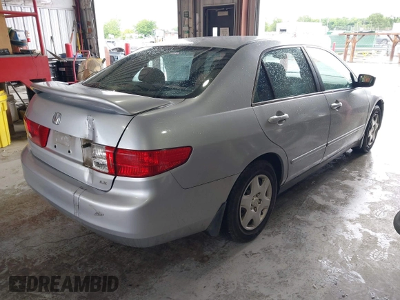 2005 Honda Accord LX z VIN 1HGCM56495A056014, wystawiony jako IAAI lot #42253493 z przebiegiem 266 916 mil mil oraz . Historia ofert i sprzedaży dostępna na DreamBid. Obrazek 4.