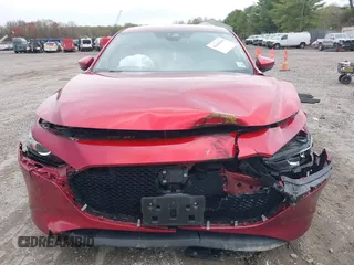 2020 Mazda 3 with VIN JM1BPBLM0L1158190, listed as a IAAI auction lot 42043635 with 68,017 mi miles and . Bid and sale history available at DreamBid. Image 13.