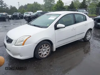 2012 Nissan Sentra SR z VIN 3N1AB6AP7CL622201, wystawiony jako IAAI lot #42336639 z przebiegiem 143 311 mil mil oraz . Historia ofert i sprzedaży dostępna na DreamBid. Obrazek 2.