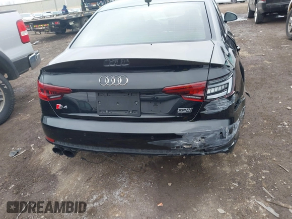 2018 Audi S4 Premium Plus with VIN WAUB4AF41JA233441, listed as a IAAI auction lot 42032077 with 68,316 mi miles. Bid and sale history available at carsss.com. Image 16.