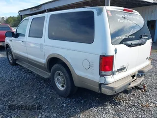 2000 Ford Excursion Limited с VIN 1FMNU42S2YEE35113, выставлен на аукционе IAAI как лот 41221090 с пробегом 375 148 миль миль и . История ставок и продаж доступна на DreamBid. Изображение 3.