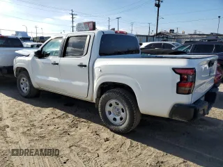 2024 Nissan Frontier Pro-4X with VIN 1N6ED1EK9RN637086, listed as a Copart auction lot 66204205 with 27,713 mi miles and Salvage title. Bid and sale history available at DreamBid. Image 2.
