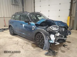 2022 MINI Countryman Cooper S with VIN WMZ83BR01N3N40309, listed as a Copart auction lot 59534135 with 33,586 mi miles and Salvage title. Bid and sale history available at DreamBid. Image 4.