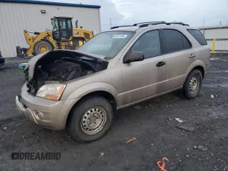 2007 Kia Sorento LX z VIN KNDJC736675694940, wystawiony jako Copart lot #84517454 z przebiegiem 135 421 mil mil oraz Szkoda całkowita • Salvage title. Historia ofert i sprzedaży dostępna na DreamBid. Obrazek 1.