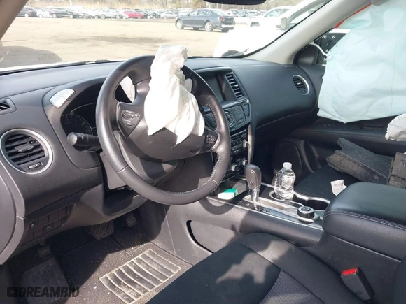 2018 Nissan Pathfinder SV with VIN 5N1DR2MM7JC651444, listed as a IAAI auction lot 41622981 with 92,191 mi miles. Bid and sale history available at carsss.com. Image 5.