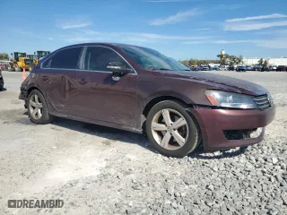 2014 Volkswagen Passat SE with VIN 1VWBP7A31EC005846, listed as a Copart auction lot 47984135 with 169,256 mi miles and Salvage Title. Bid and sale history available at carsss.com. Image 4.
