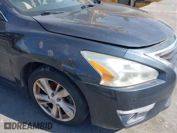 2015 Nissan Altima 2.5 S with VIN 1N4AL3AP4FC276056, listed as a IAAI auction lot 42070872 with 283,477 mi miles. Bid and sale history available at carsss.com. Image 6.