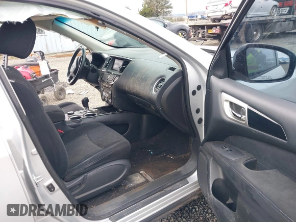 2014 Nissan Pathfinder SL z VIN 5N1AR2MMXEC630953, wystawiony jako IAAI lot #41733712 z przebiegiem 150 389 mil mil oraz . Historia ofert i sprzedaży dostępna na DreamBid. Obrazek 5.