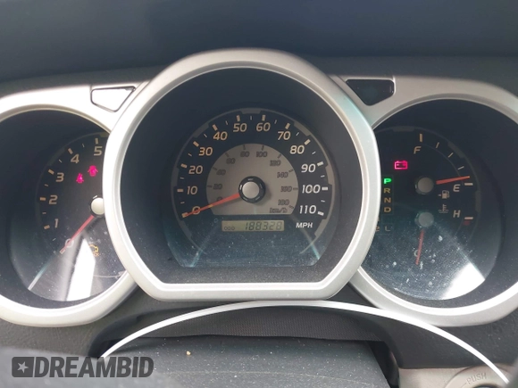 2005 Toyota 4Runner SR5 z VIN JTEZU14R750050925, wystawiony jako IAAI lot #42146923 z przebiegiem 188 328 mil mil oraz . Historia ofert i sprzedaży dostępna na DreamBid. Obrazek 7.