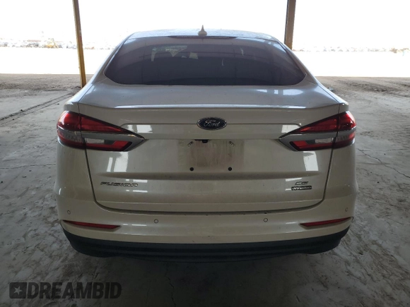 2020 Ford Fusion SE z VIN 3FA6P0LU5LR149387, wystawiony jako Copart lot #60156785 z przebiegiem 85 864 mil mil oraz Szkoda całkowita • Salvage title. Historia ofert i sprzedaży dostępna na DreamBid. Obrazek 6.