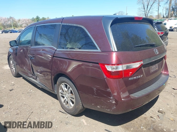 2011 Honda Odyssey EX-L with VIN 5FNRL5H69BB093996, listed as a IAAI auction lot 42151381 with 88,531 mi miles and . Bid and sale history available at carsss.com. Image 3.
