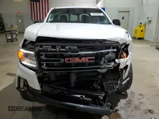 2022 GMC Canyon 4WD AT4 w/Leather with VIN 1GTG6FENXN1163390, listed as a Copart auction lot 88008805 with 35,491 mi miles and Salvage Title. Bid and sale history available at carsss.com. Image 5.