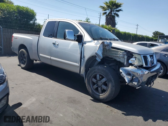 2004 Nissan Titan SE with VIN 1N6AA06A74N586123, listed as a Copart auction lot 55311185 with 98,825 mi miles and Clean Title. Bid and sale history available at carsss.com. Image 4.