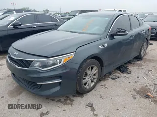 2016 Kia Optima LX z VIN KNAGT4L30G5070000, wystawiony jako IAAI lot #42169747 z przebiegiem 267 498 mil mil oraz . Historia ofert i sprzedaży dostępna na DreamBid. Obrazek 2.