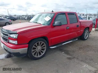2006 Chevrolet Silverado 1500 LT1 with VIN 2GCEC13T161120735, listed as a IAAI auction lot 41725133 with 244,862 mi miles. Bid and sale history available at carsss.com. Image 2.