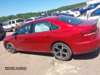 2021 Volkswagen Passat R-Line z VIN 1VWMA7A35MC018284, wystawiony jako IAAI lot #42261290 z przebiegiem 85 255 mil mil oraz . Historia ofert i sprzedaży dostępna na DreamBid. Obrazek 14.