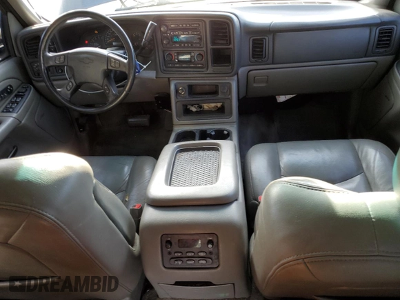 2004 Chevrolet Tahoe Z71 z VIN 1GNEK13Z34R296737, wystawiony jako Copart lot #55362805 z przebiegiem 195 612 mil mil oraz Szkoda całkowita • Salvage title. Historia ofert i sprzedaży dostępna na DreamBid. Obrazek 8.