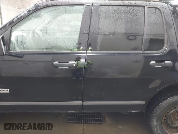 2006 Ford Explorer XLS z VIN 1FMEU72E66UB14206, wystawiony jako IAAI lot #41643512 z przebiegiem 126 994 mil mil oraz . Historia ofert i sprzedaży dostępna na DreamBid. Obrazek 14.