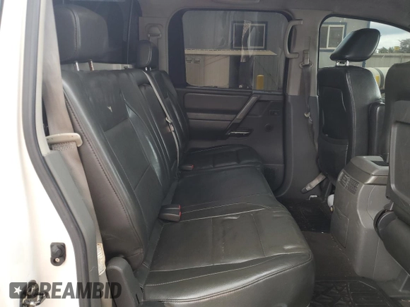 2005 Nissan Titan SE with VIN 1N6AA07A45N562362, listed as a Copart auction lot 70682294 with 229,467 mi miles and Clean Title. Bid and sale history available at DreamBid. Image 10.