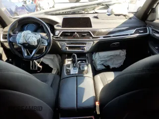 2018 BMW 7 Series 740i with VIN WBA7E2C5XJB214886, listed as a Copart auction lot 57833143 with 39,975 mi miles. Bid and sale history available at carsss.com. Image 8.