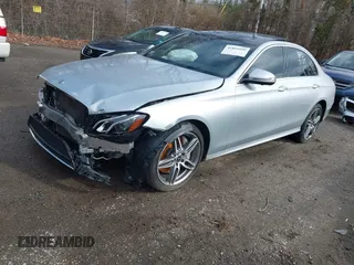 2020 Mercedes-Benz E 350 с VIN WDDZF8EB2LA713761, выставлен на аукционе IAAI как лот 41854999 с пробегом 74 603 миль миль и . История ставок и продаж доступна на DreamBid. Изображение 17.
