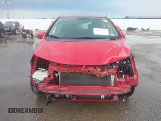 2016 Honda Fit LX z VIN JHMGK5H58GS011783, wystawiony jako IAAI lot #42194425 z przebiegiem Nie podano mil oraz . Historia ofert i sprzedaży dostępna na DreamBid. Obrazek 12.