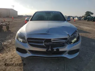 2017 Mercedes-Benz C 300 z VIN 55SWF4JB8HU209854, wystawiony jako Copart lot #56414705 z przebiegiem 54 762 mil mil oraz Szkoda całkowita • Salvage title. Historia ofert i sprzedaży dostępna na DreamBid. Obrazek 5.
