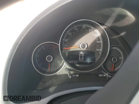 2019 Volkswagen Beetle SE with VIN 3VWJD7AT9KM720369, listed as a Copart auction lot 43407005 with Not provided miles and Salvage title. Bid and sale history available at DreamBid. Image 9.