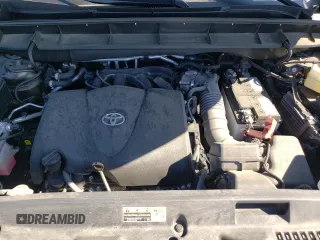 2022 Toyota Highlander LE z VIN 5TDZZRAH4NS553356, wystawiony jako Copart lot #45994865 z przebiegiem 32 790 mil mil oraz Szkoda całkowita • Salvage title. Historia ofert i sprzedaży dostępna na DreamBid. Obrazek 13.