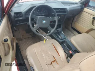 1989 BMW 3 Series 325is z VIN WBAAA230XK4495714, wystawiony jako Copart lot #56688675 z przebiegiem 211 372 mil mil oraz Czysty tytuł • Clean title. Historia ofert i sprzedaży dostępna na DreamBid. Obrazek 8.