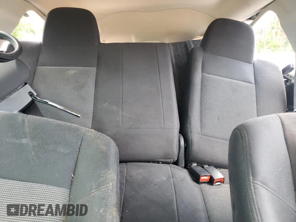 2014 Jeep Patriot Altitude z VIN 1C4NJPBA3ED729546, wystawiony jako Copart lot #52505015 z przebiegiem 202 650 mil mil oraz Szkoda całkowita • Salvage title. Historia ofert i sprzedaży dostępna na DreamBid. Obrazek 10.
