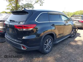 2017 Toyota Highlander XLE with VIN 5TDJZRFH8HS395467, listed as a IAAI auction lot 42577658 with 66,639 mi miles and . Bid and sale history available at DreamBid. Image 4.