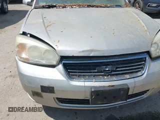 2006 Chevrolet Malibu Maxx LT z VIN 1G1ZT61826F247671, wystawiony jako IAAI lot #42384086 z przebiegiem 140 000 mil mil oraz . Historia ofert i sprzedaży dostępna na DreamBid. Obrazek 6.