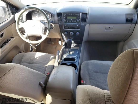 2009 Kia Sorento LX with VIN KNDJC735295870621, listed as a Copart auction lot 44742855 with 120,156 mi miles and Salvage Title. Bid and sale history available at carsss.com. Image 8.