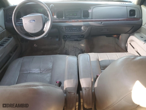 2011 Ford Crown Victoria LX with VIN 2FABP7EV9BX175097, listed as a Copart auction lot 41580015 with 110,561 mi miles and Clean Title. Bid and sale history available at carsss.com. Image 8.