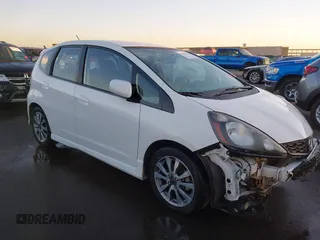 2013 Honda Fit Sport with VIN JHMGE8H54DC046478, listed as a IAAI auction lot 41285113 with 166,360 mi miles. Bid and sale history available at carsss.com. Image 1.
