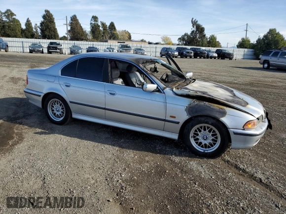 2000 BMW 5 Series 528iA with VIN WBADM634XYGU18038, listed as a Copart auction lot 79444224 with 0 mi miles and Salvage Title. Bid and sale history available at carsss.com. Image 4.