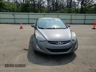 2013 Hyundai Elantra GLS с VIN 5NPDH4AE3DH259182, выставлен на аукционе Copart как лот 59868145 с пробегом 180 028 миль миль и Списание • Salvage title. История ставок и продаж доступна на DreamBid. Изображение 13.