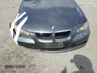2007 BMW 3 Series 328i z VIN WBAVC53587FZ78834, wystawiony jako Copart lot #51612355 z przebiegiem Nie podano mil oraz Szkody całkowita. Historia ofert i sprzedaży dostępna na DreamBid. Obrazek 12.