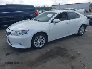 2014 Lexus ES 350 with VIN JTHBK1GG2E2092248, listed as a IAAI auction lot 41589999 with 170,808 mi miles. Bid and sale history available at carsss.com. Image 2.