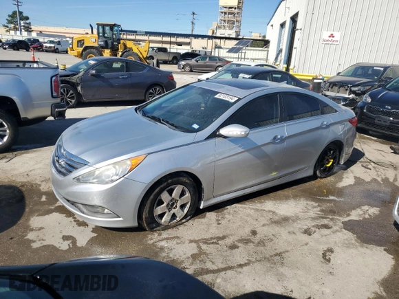 2014 Hyundai Sonata Limited with VIN 5NPEC4AB8EH905777, listed as a Copart auction lot 82103194 with Not Provided miles and Non Repairable. Bid and sale history available at DreamBid. Image 1.