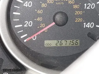 2006 Toyota Highlander with VIN JTEHP21AX60185437, listed as a IAAI auction lot 41832793 with 267,156 mi miles. Bid and sale history available at carsss.com. Image 7.