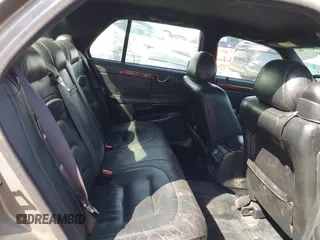 2003 Cadillac DeVille z VIN 1G6KD54Y23U115516, wystawiony jako IAAI lot #42053767 z przebiegiem 132 466 mil mil oraz . Historia ofert i sprzedaży dostępna na DreamBid. Obrazek 8.