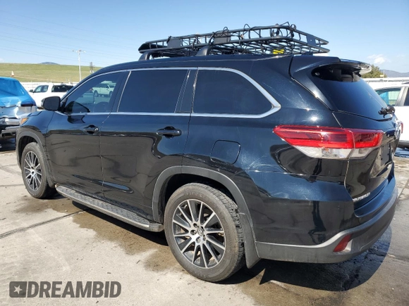 2018 Toyota Highlander SE with VIN 5TDKZRFH3JS540733, listed as a Copart auction lot 55099315 with 80,067 mi miles and Salvage title. Bid and sale history available at DreamBid. Image 2.