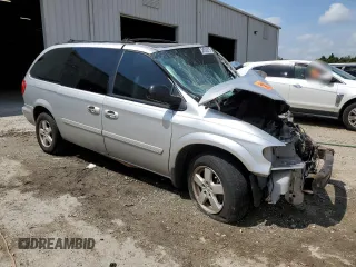 2005 Dodge Caravan SXT with VIN 2D4GP44L05R217019, listed as a Copart auction lot 54593675 with Not Provided miles and Non Repairable. Bid and sale history available at DreamBid. Image 4.