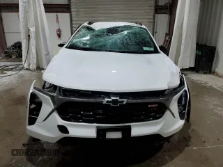 2024 Chevrolet Trax 2RS with VIN KL77LJE21RC101546, listed as a Copart auction lot 51974855 with 28,540 mi miles and Salvage Title. Bid and sale history available at DreamBid. Image 5.