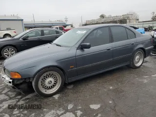 2000 BMW 5 Series 528iA with VIN WBADM6349YGU22646, listed as a Copart auction lot 42733845 with 203,661 mi miles and Salvage Title. Bid and sale history available at carsss.com. Image 1.