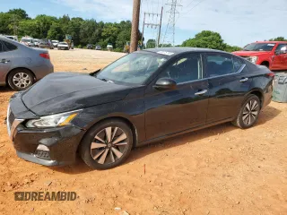 2021 Nissan Altima SV z VIN 1N4BL4DV0MN413757, wystawiony jako Copart lot #58075795 z przebiegiem 73 083 mil mil oraz Szkoda całkowita • Salvage title. Historia ofert i sprzedaży dostępna na DreamBid. Obrazek 1.